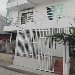  Habitación en casa particular Alcobas A 4 Calles De La Playa